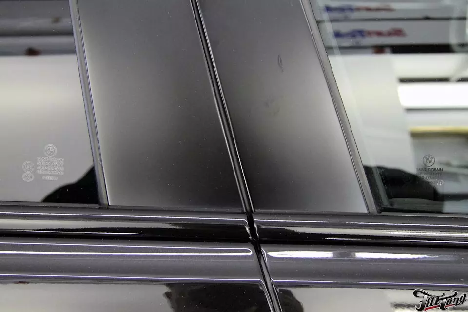 BMW X6. Пакет антихром + установка защитной сетки в бампер.